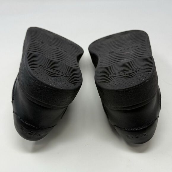 Kizik Vegas Sneakers Womens 7 Triple Black Leather Handsfree Lace Up Shoes - Picture 16 of 16